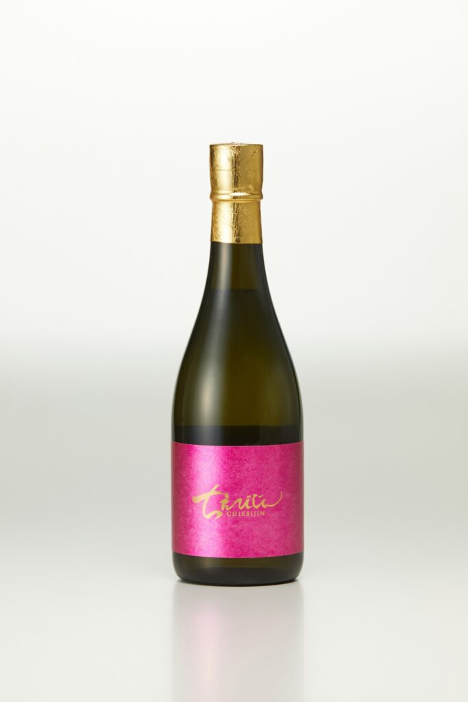 Chiebijin Junmai Sake bottle, a well-balanced junmai sake from Nakano Shuzo in Oita, Japan, awarded the Kura Master Grand Prize